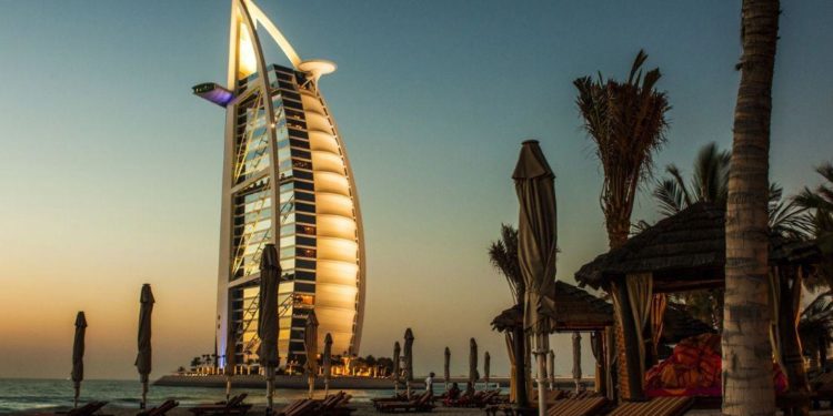 Burdż Al-Arab - najbardziej ekskluzywny hotel na świecie