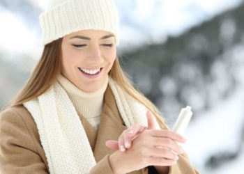 Jak nie dopuścić do suchej skóry zimą?