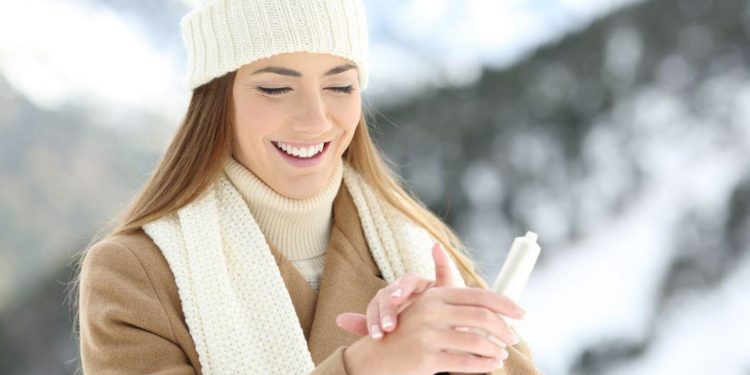 Jak nie dopuścić do suchej skóry zimą?