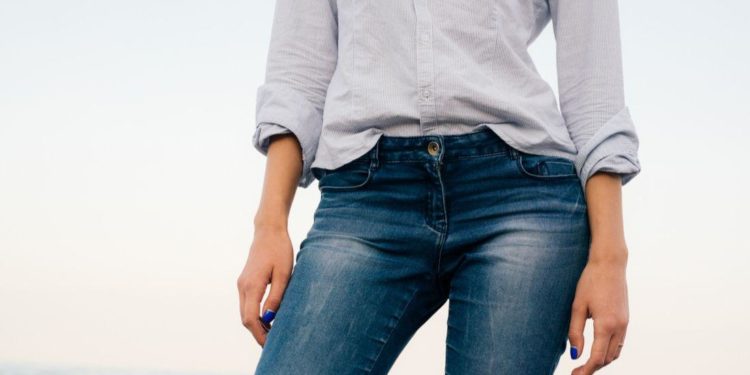 Klasyczne dżinsy – „must have” każdej kobiety