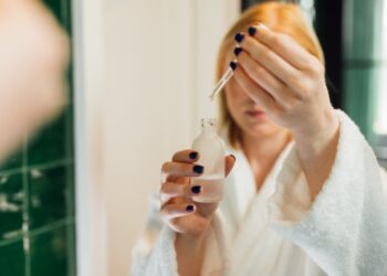 Jakich składników unikać wybierając kosmetyki do cery wrażliwej?