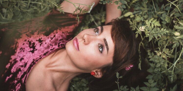 Zabiegi na twarz – na jakie warto się zdecydować u kosmetologa?