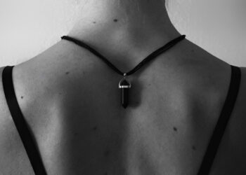 zabieg usuniecia pieprzykow